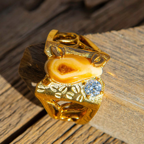 Imperial Diamond Racks & Tracks elk ivory ring in 14k yellow gold with natural diamonds — Volakai