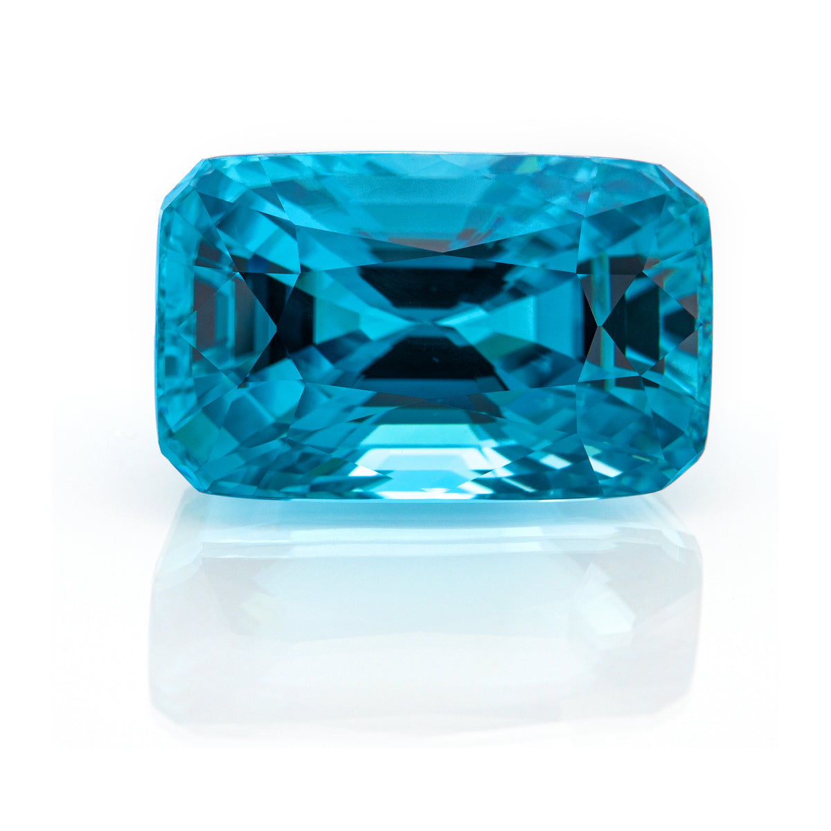 26.39 ct Natural Zircon — Radiant 19.5 × 12.1 mm (Blue)