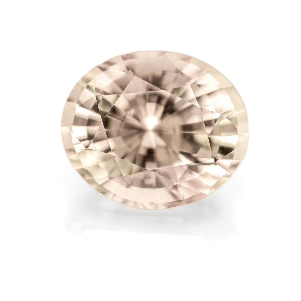 2.48 ct Natural Sapphire — Oval 8.7 × 7.3 mm (Unheated, Peach)